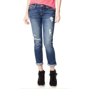 Vintage Aeropostale Bayla Distressed Skinny 1-2 short